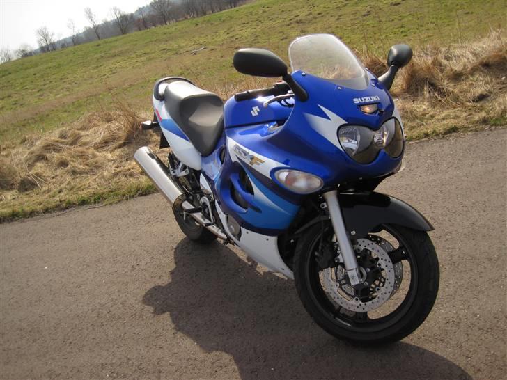 Suzuki GSXF 600 billede 1