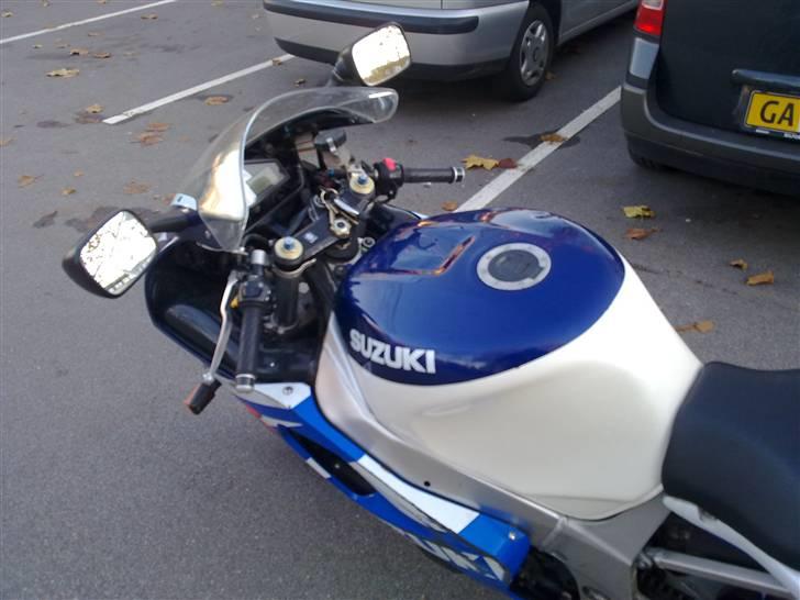 Suzuki GSXR-600 K2 (Solgt) billede 3