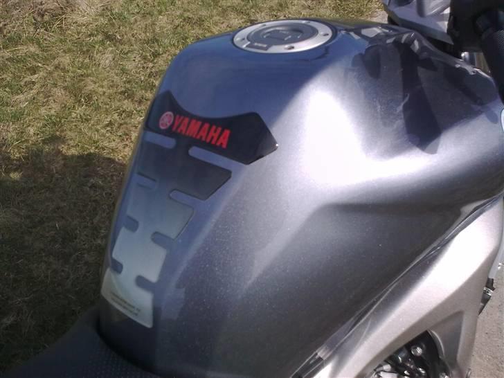 Yamaha FZ6-N *SOLGT - Tank med ca. 20 l billede 6