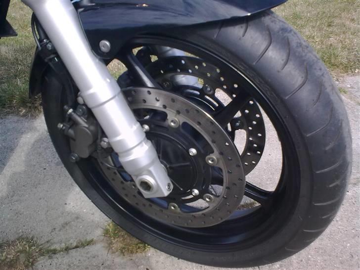 Yamaha FZ6-N *SOLGT - Ja det er rundt billede 9