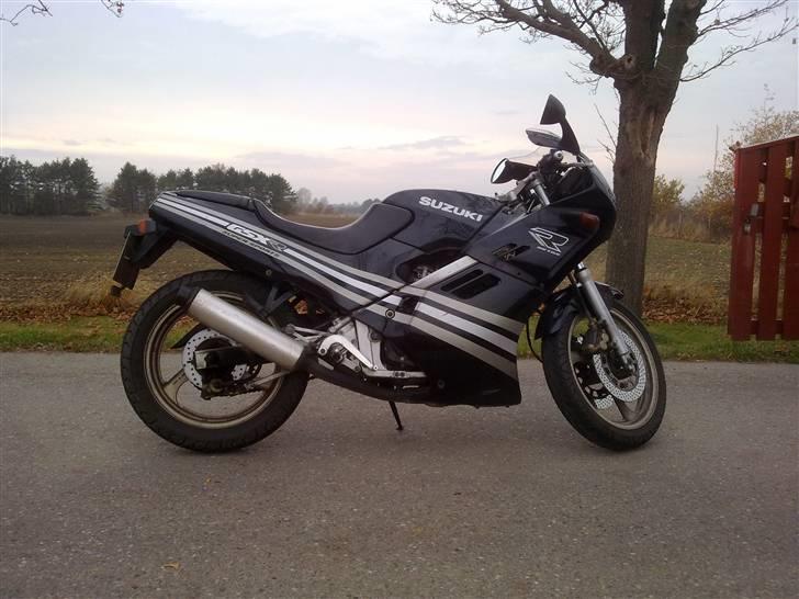 Suzuki Gsx-R250 *Solgt* billede 1