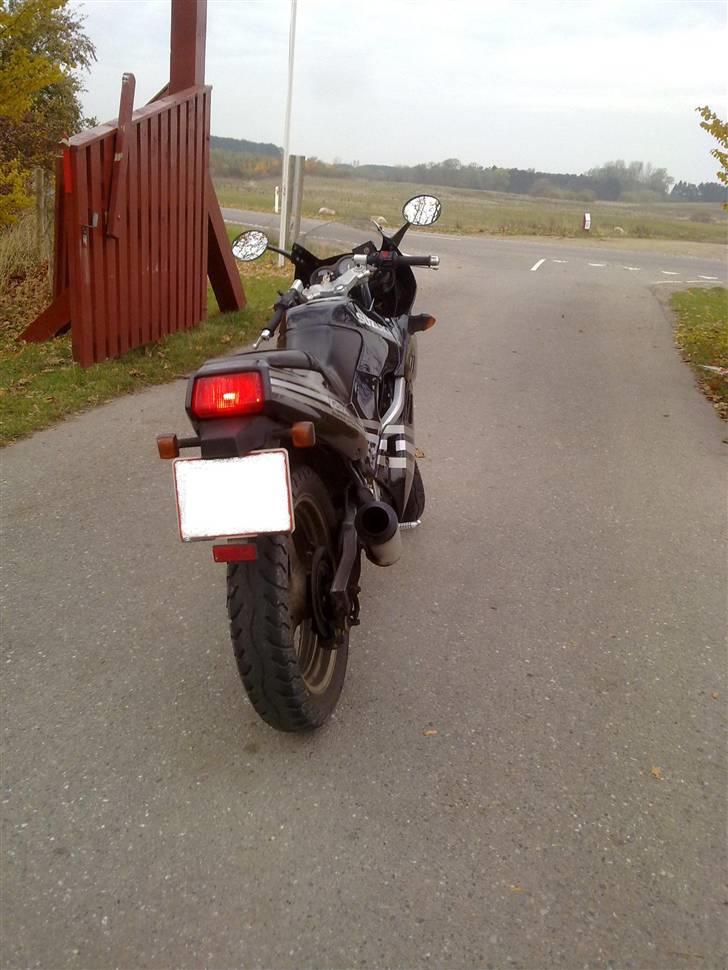 Suzuki Gsx-R250 *Solgt* billede 3