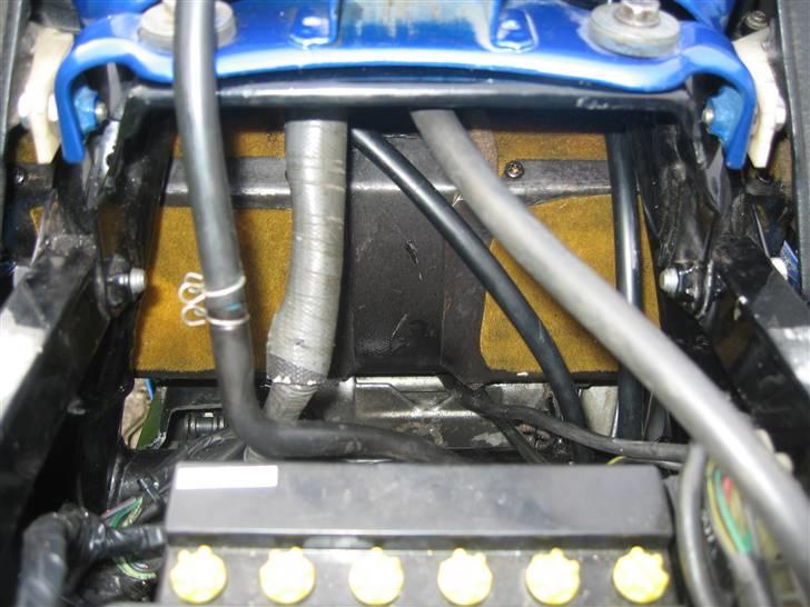 Kawasaki GPX 600R - Special bygget luftfilterkasse billede 7