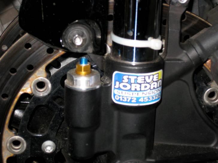 Yamaha YZF-R6 [SOLGT] - Affjedringen er renoveret og sat op af Steve Jordan (ÖHLINS) billede 7