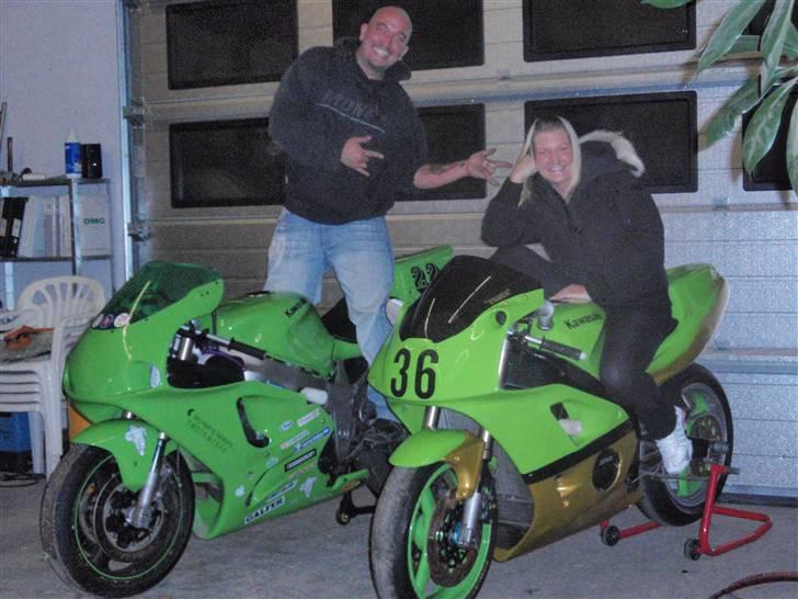 Kawasaki ZX7R billede 8