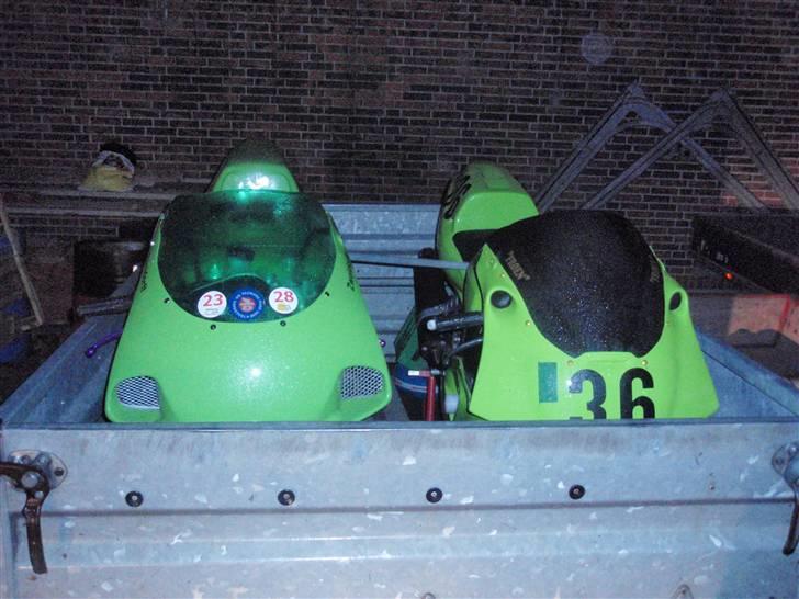 Kawasaki ZX7R billede 11