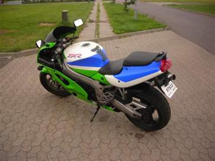 Kawasaki ZXR750 Solgt billede 4
