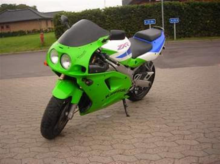 Kawasaki ZXR750 Solgt billede 6
