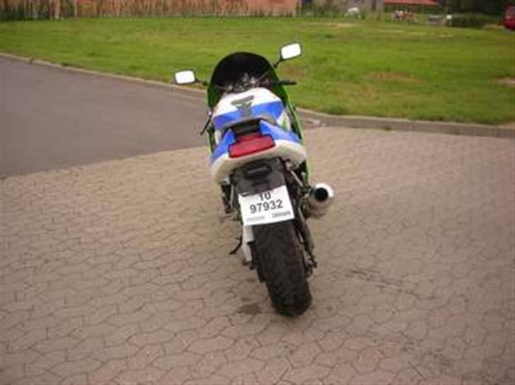 Kawasaki ZXR750 Solgt billede 7