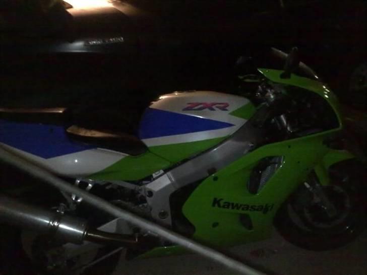 Kawasaki ZXR750 Solgt billede 8