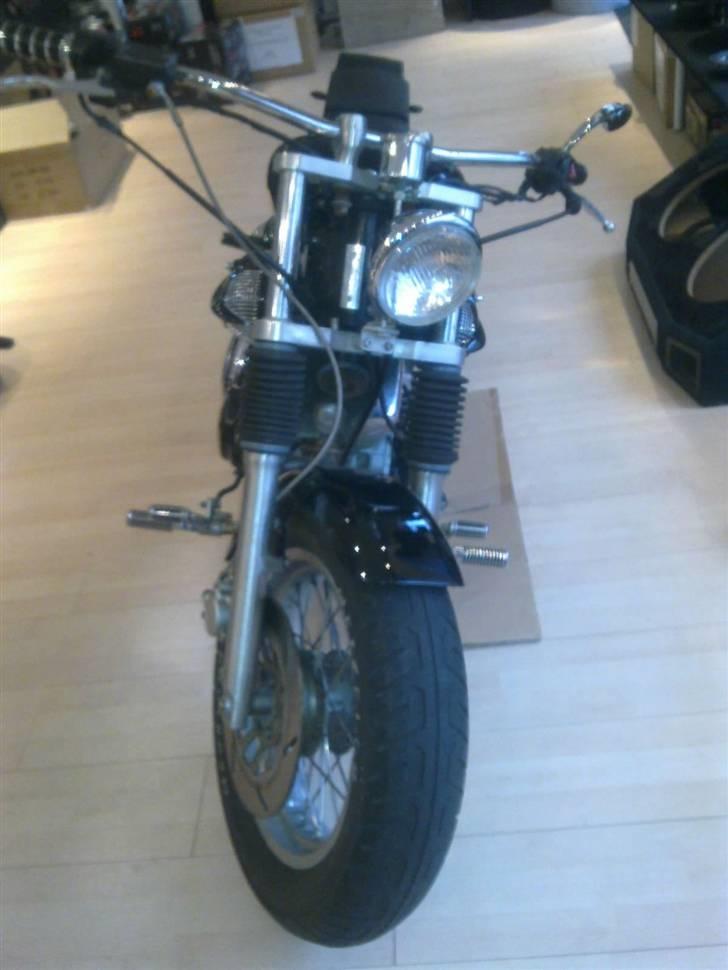 Yamaha Virago XV535 - *solgt* - Nye håndtag og spejle. Nylakeret forskærm billede 4