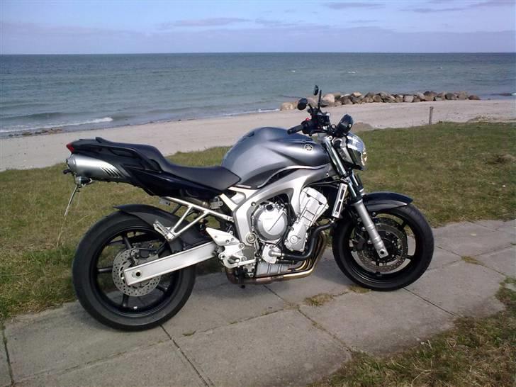 Yamaha FZ6-N *SOLGT - Ny nummerpladeholder. billede 11