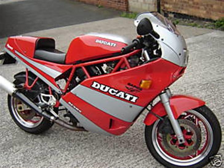 Ducati 750 Sport billede 1
