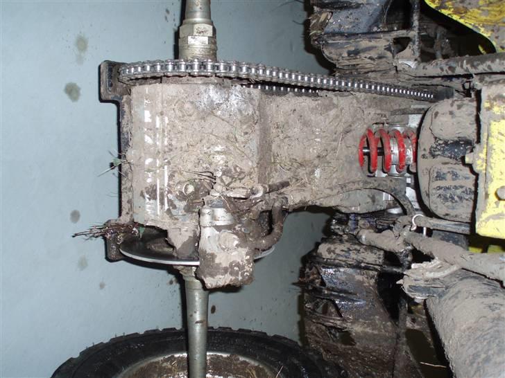 Suzuki ltz-400 forsøgt stjålet billede 7