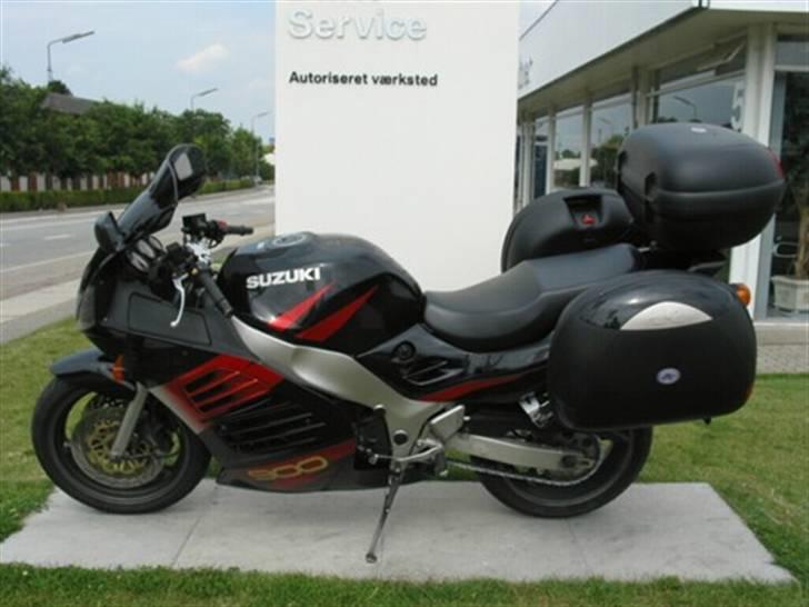 Suzuki RF 900 R Solgt billede 7