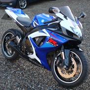 Suzuki Gsxr 750 k7 solgt