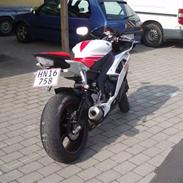 Yamaha YZF-R6