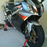 Aprilia RSV 1000 R..SOLGT jun2010