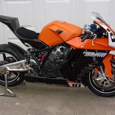 KTM RC8 *SOLGT*