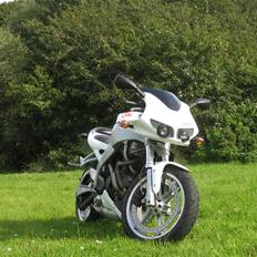 Buell XB9R