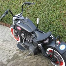 Harley Davidson bobber med turbo *Solgt*
