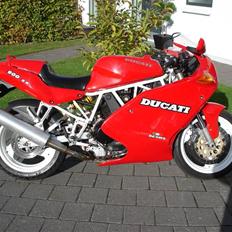 Ducati 900 SS Solgt 1.dec 2010