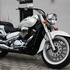 Suzuki vl 800 (Solgt)