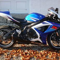 Suzuki Gsxr 750 k7 solgt