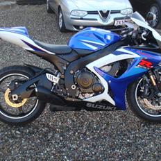 Suzuki Gsxr 750 k7 solgt