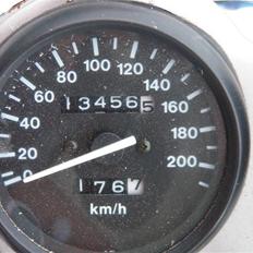 Suzuki GS 500E
