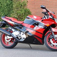 Honda CBR 600 F2