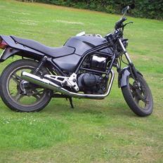 Honda CB 450 s