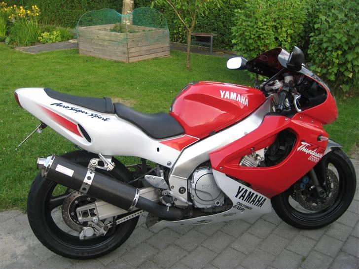 Yamaha thunderace (solgt) billede 1