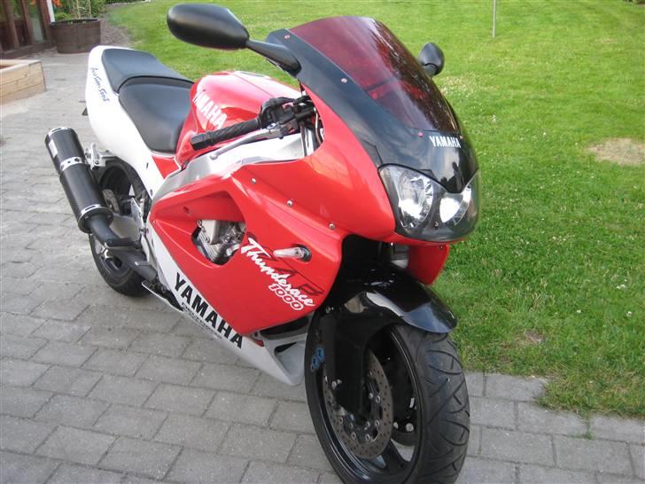 Yamaha thunderace (solgt) billede 2