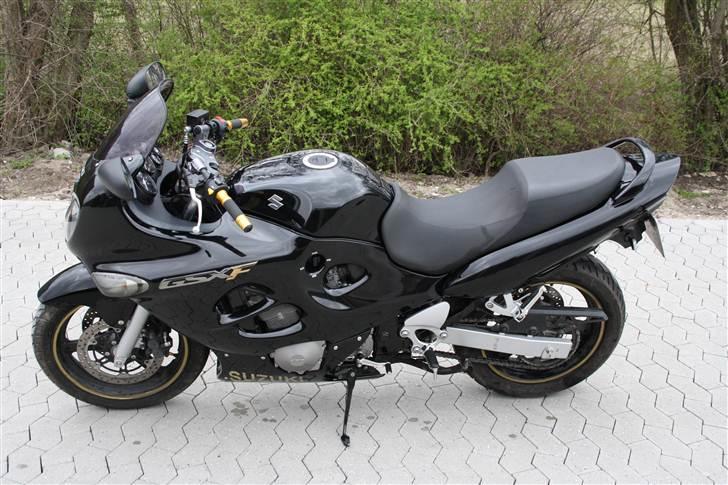 Suzuki gsx 750 F (katana) *solgt* billede 3