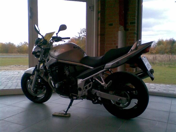 Suzuki  Bandit GSF650 billede 2