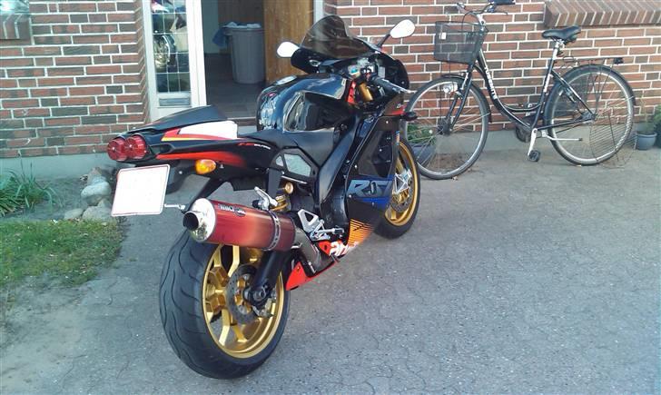 Aprilia RSV 1000R billede 7