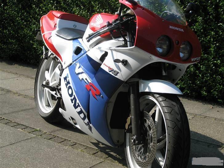 Honda VFR 400 R (NC30)(SOLGT) billede 6