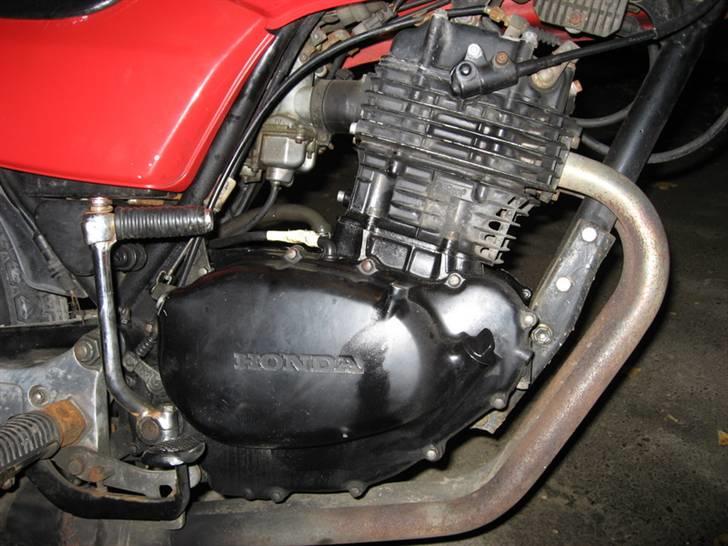 Honda CB 250 RS billede 2