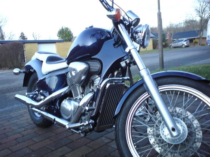 Honda shadow vt 600 (solgt) billede 5