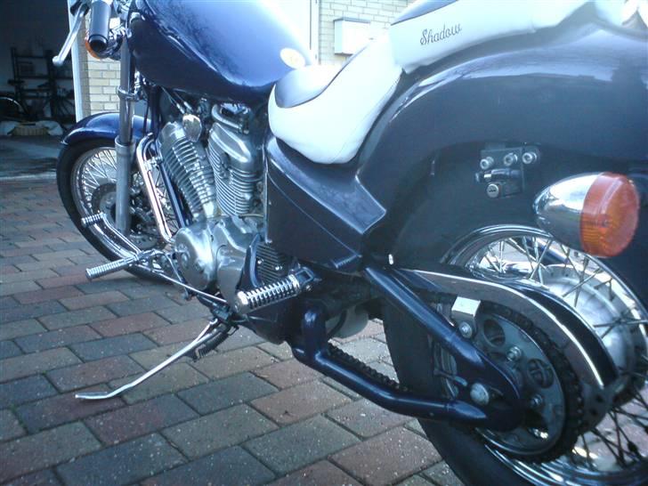 Honda shadow vt 600 (solgt) billede 7