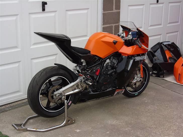 KTM RC8 *SOLGT* billede 2