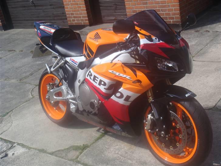 Honda CBR 1000Repsol *solgt* billede 2
