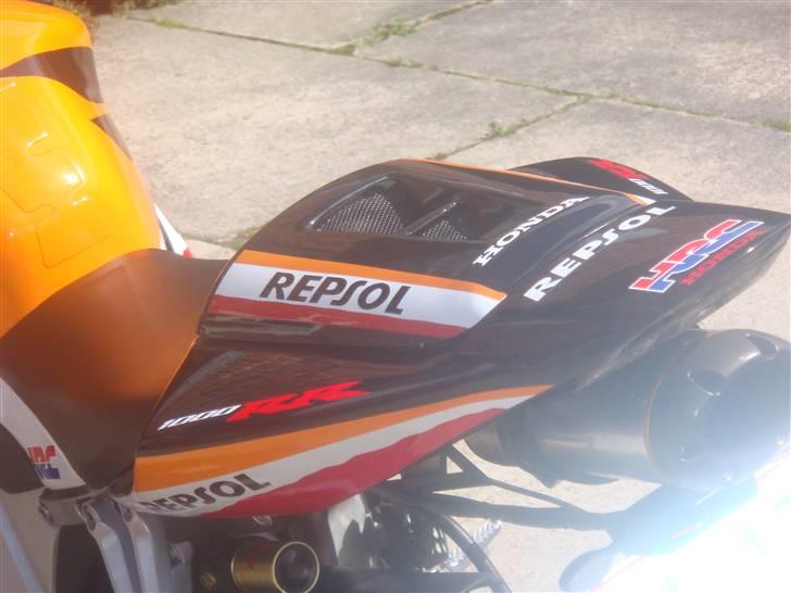 Honda CBR 1000Repsol *solgt* billede 8