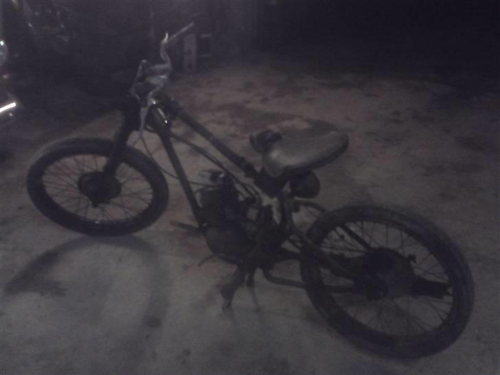 DKW rt125/2 E - Nu også uden tank,. der måske ryger på igen. billede 20