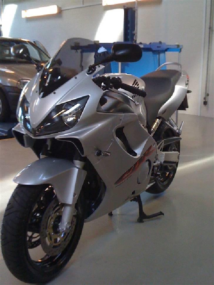 Honda cbr 600 F4i billede 4