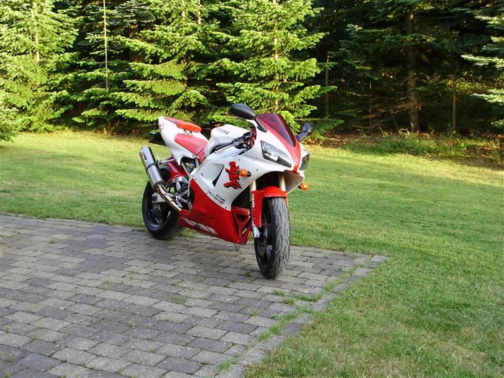 Yamaha yzf-r1 billede 6