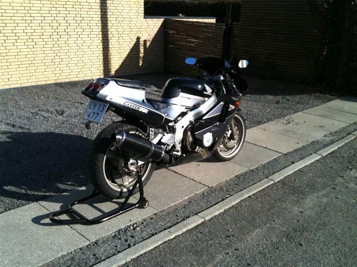 Honda CBR 400RR NC23 Tri-Arm billede 8