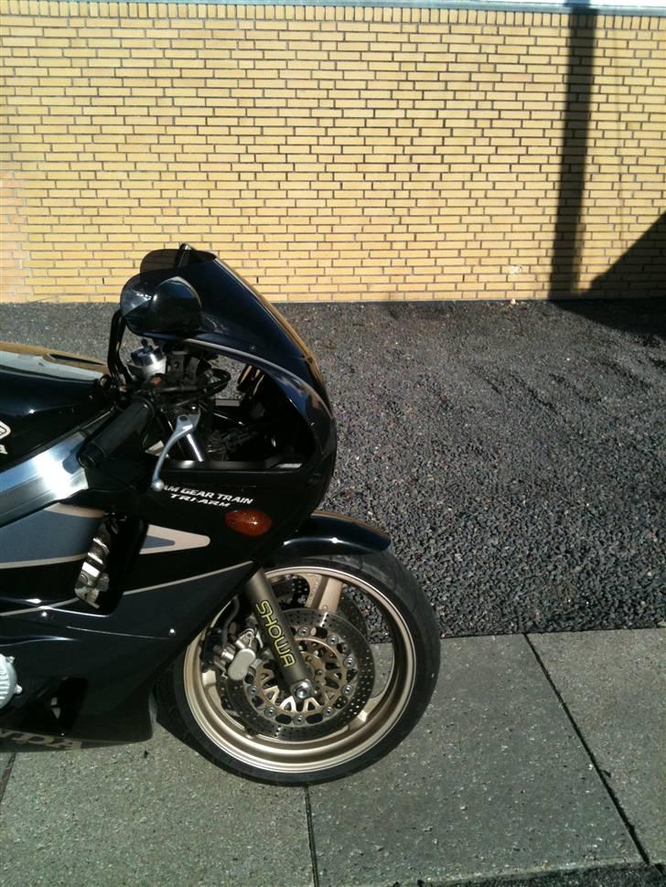 Honda CBR 400RR NC23 Tri-Arm billede 10