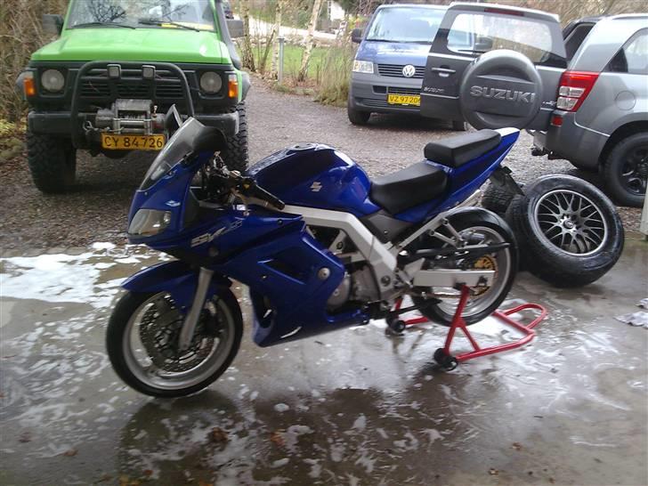 Suzuki sv 650 solgt billede 5